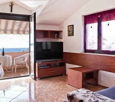 Martin Villa